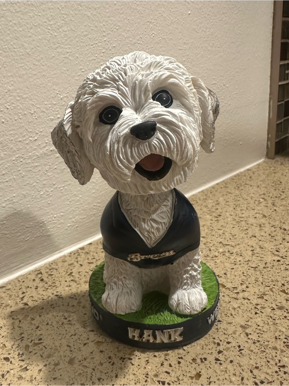 Hank the Dog Milwaukee Brewers Stadium Giveaway Bobblehead